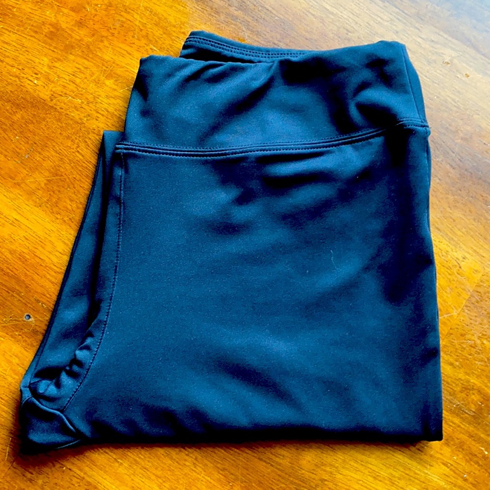 The BCG Women's Hi-Rise Crop Leggings Black
